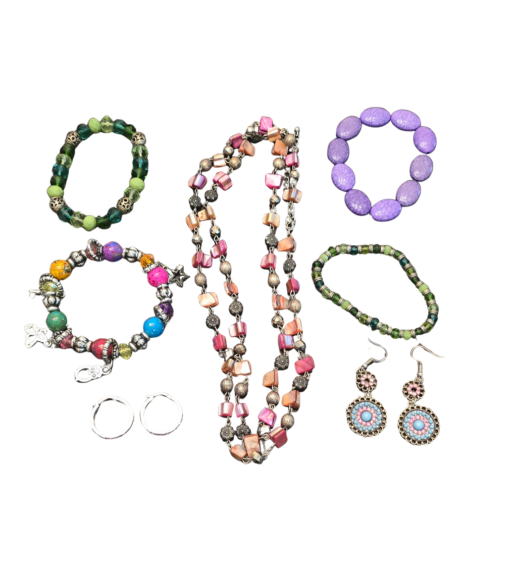 Retro-Inspired Fashion Jewelry Bundle – 3 Bracelets, 2 Earrings, 1 Layered Necklace