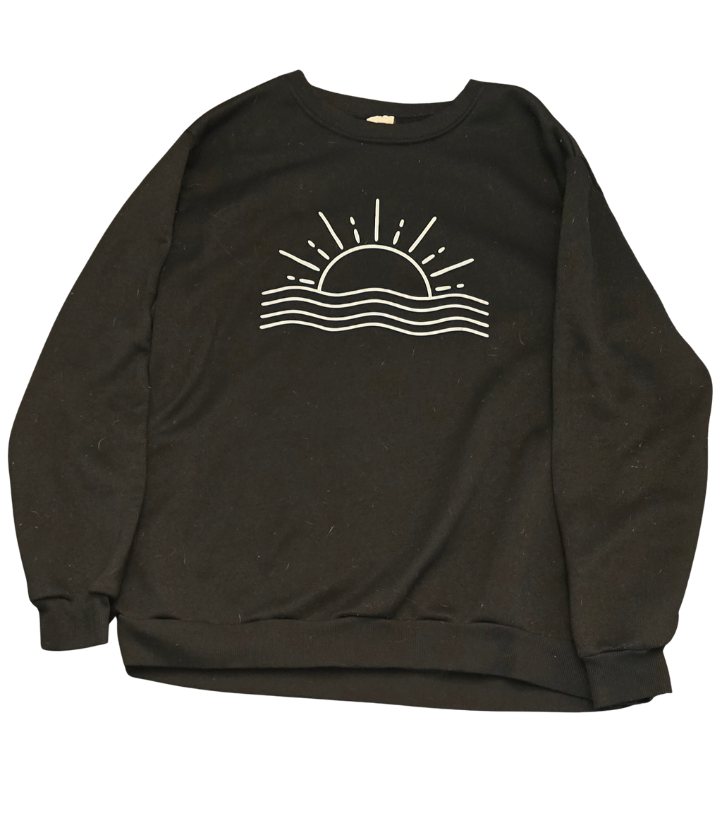 Women’s XL Black Sweatshirt – Sun Design, Soft & Comfy (Gently Loved)