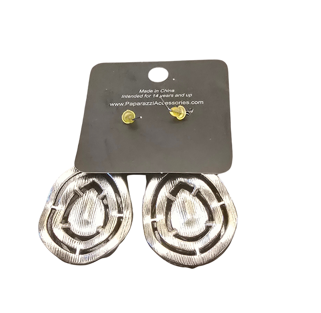 👑 Paparazzi “Royal Squad” Earrings – Black and Silver Tone