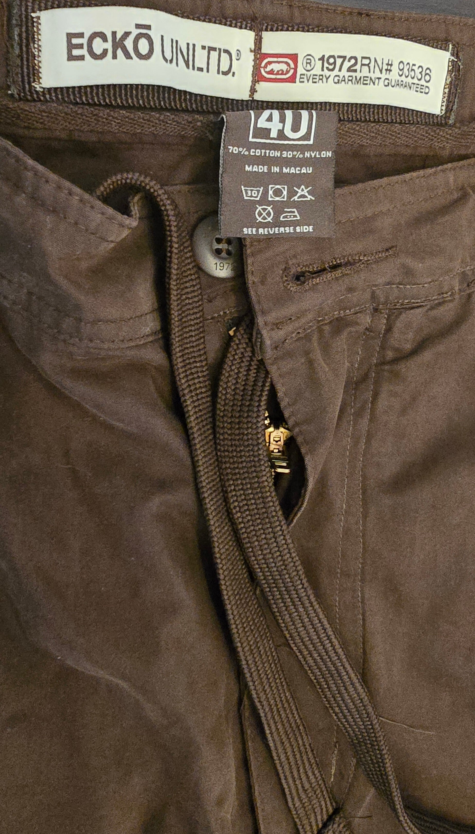 Vintage Men's Ecko Unltd. Size 40 Cargo Shorts